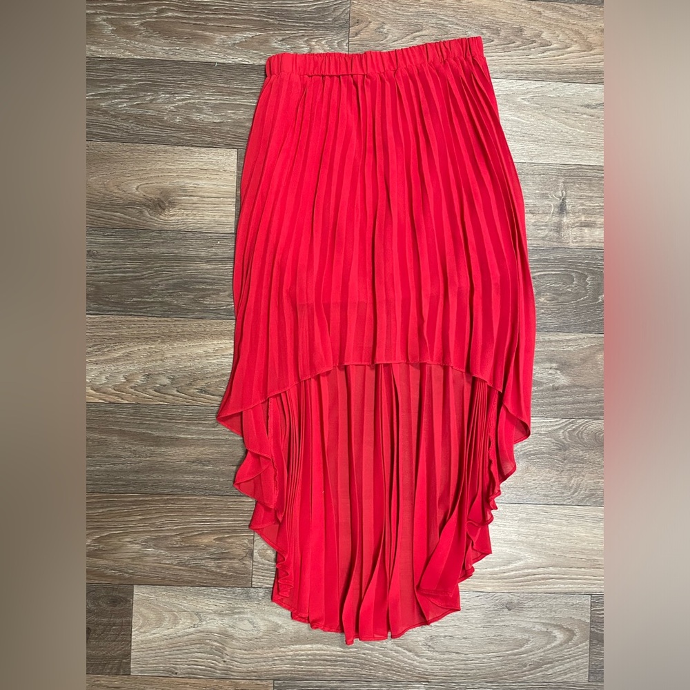 Red High Low Pleated Skirt